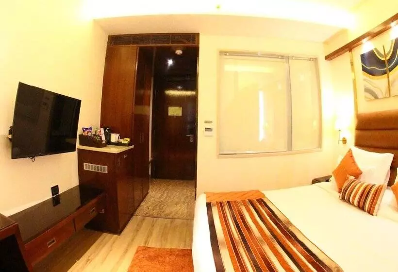 ホテル Regenta Inn Amritsar Airport Road