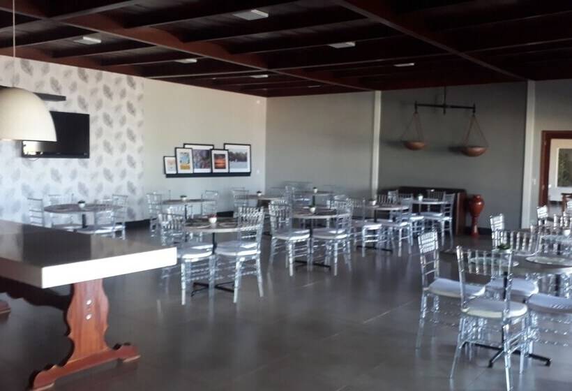 Hotel Taruma Tropical