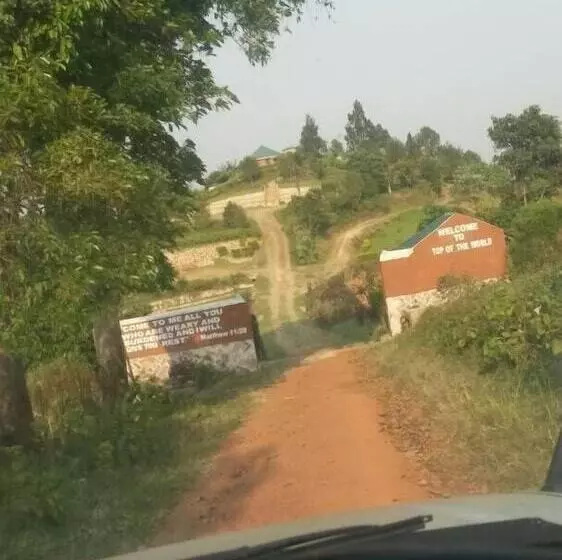 هتل Top Of The World Lodge