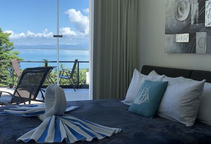هتل Vista Ocean Suites