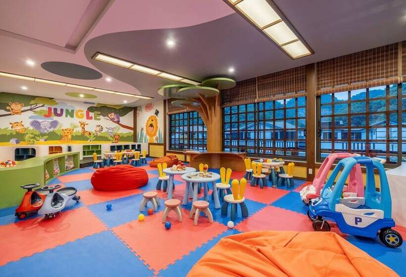 هتل Yoko Onsen Quang Hanh