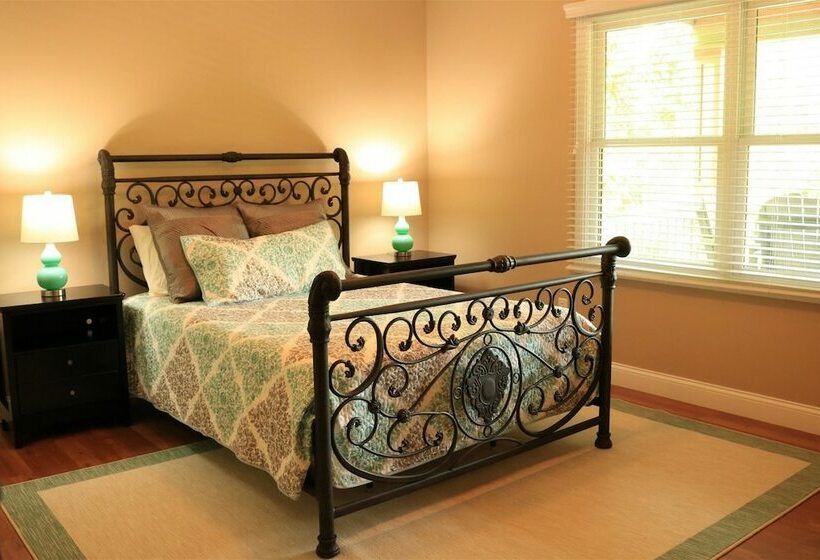 Lake Front Rendezvous