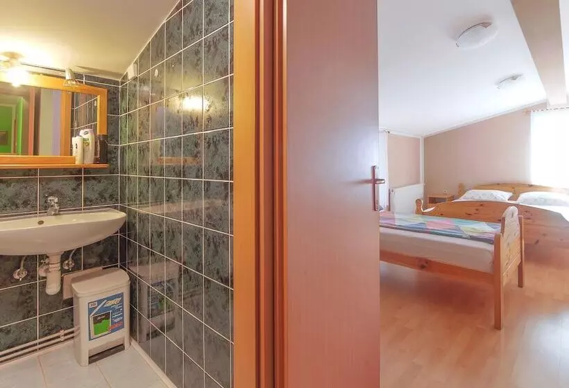 پانسیون Guesthouse Sovic