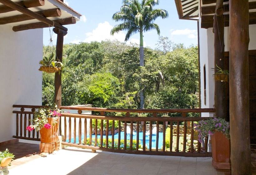 بنسيون La Buganvilla Barichara