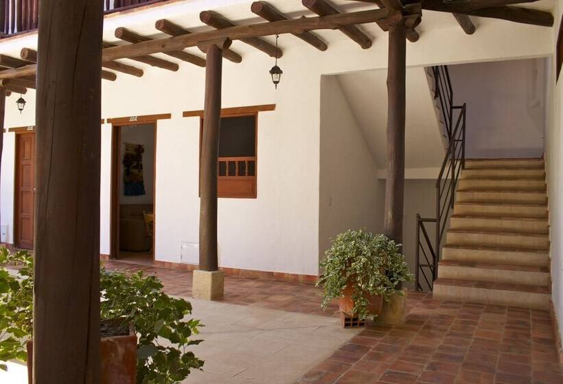 بنسيون La Buganvilla Barichara