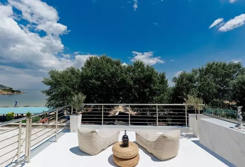 ペンション Sea View Studio With A Barbecue Area On The Terrace Of The Building A Smart Tv