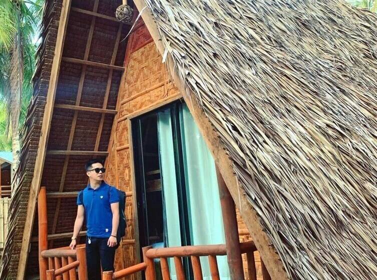 Premiere Haven Hostel Siargao
