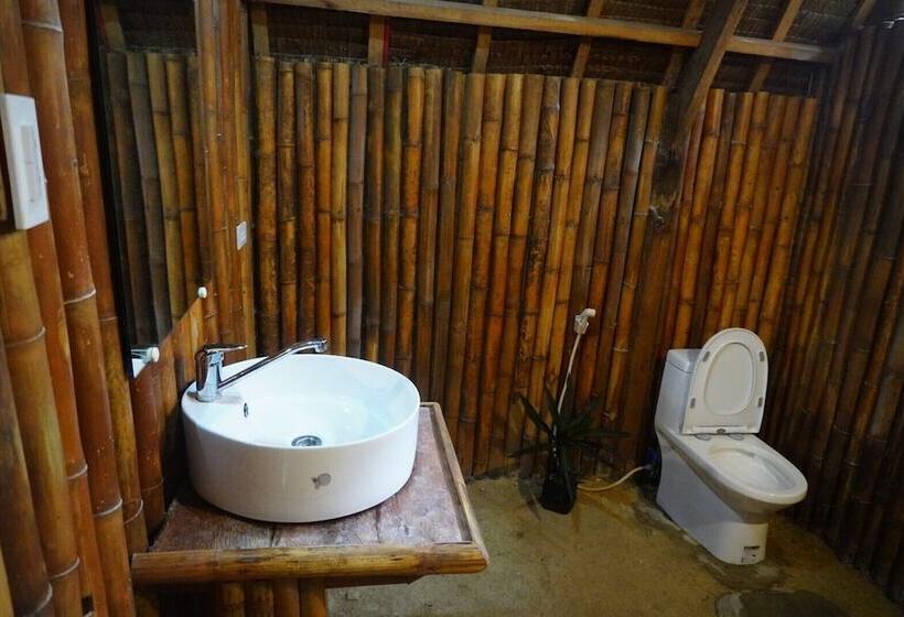 Premiere Haven Hostel Siargao