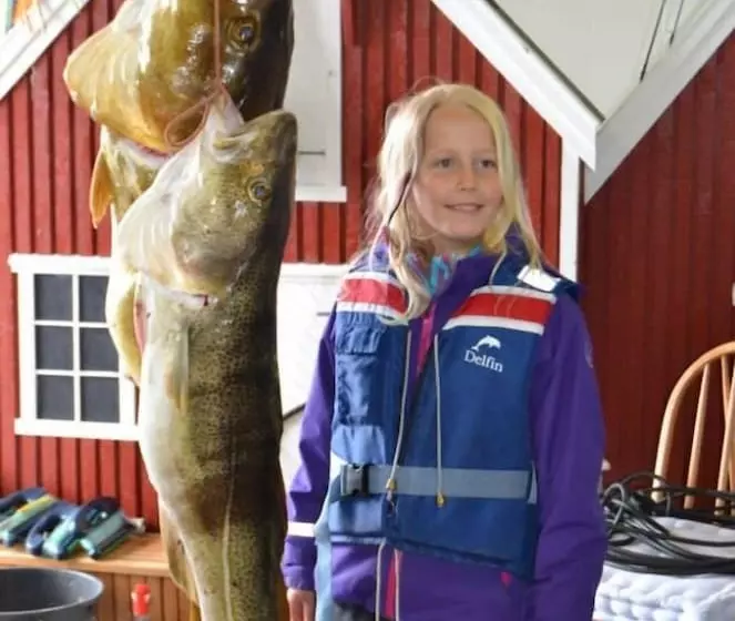 Lomakeskus Sjøstrand Rorbuer V Børge Iversen As