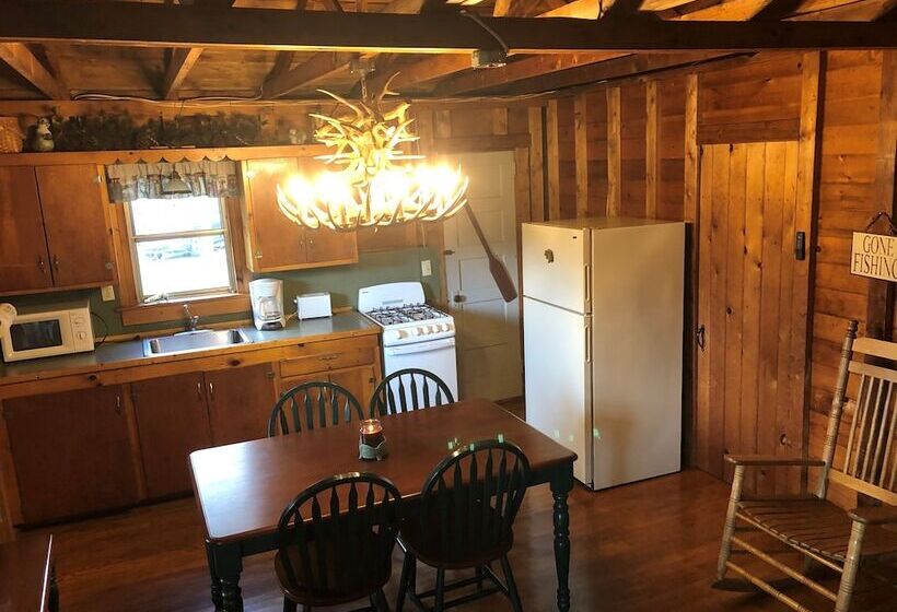 Sweet Valley Cottages