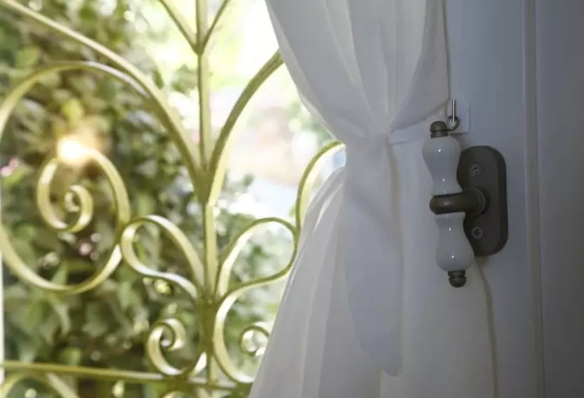 ベッドアンドブレックファースト Mourayio Bed&breakfast