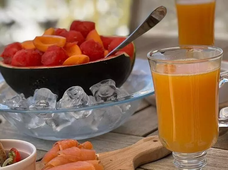 ベッドアンドブレックファースト Mourayio Bed&breakfast