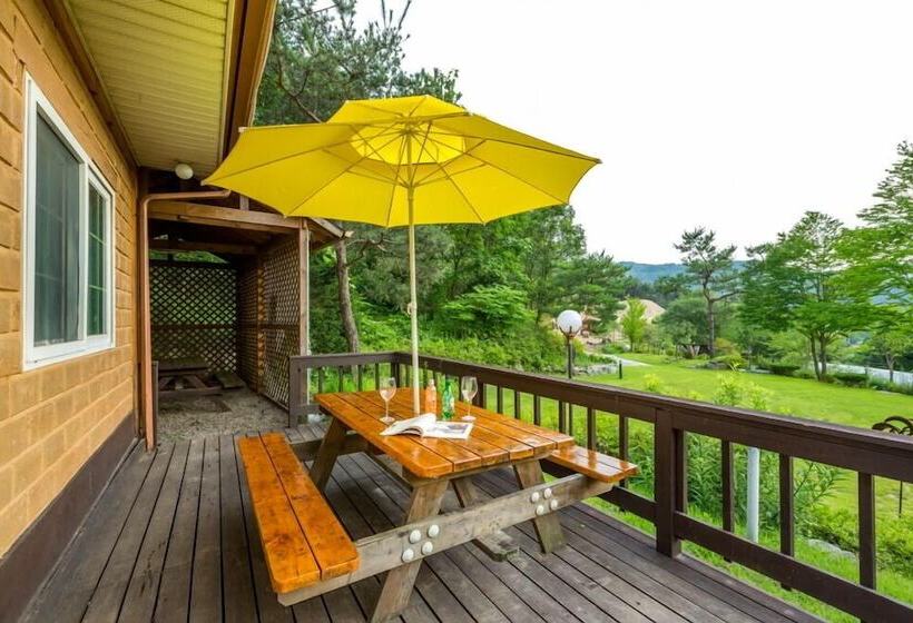 Hongcheon Valley Pension