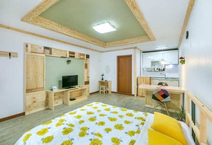 Hongcheon Valley Pension