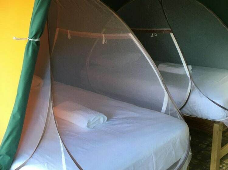 هتل Calalas Lodge