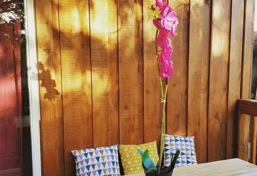 هتل Calalas Lodge