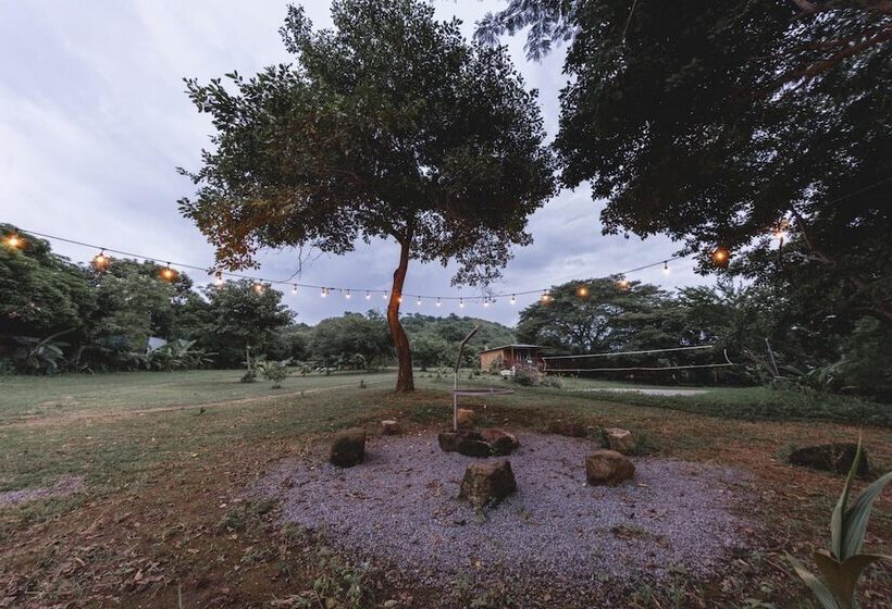 هتل Calalas Lodge