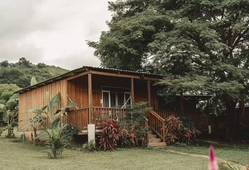 هتل Calalas Lodge