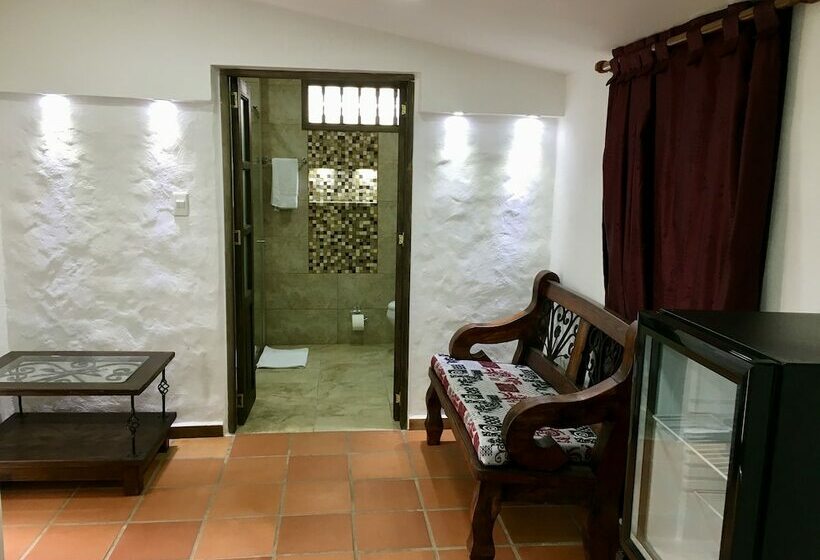 هتل Casona Del Virrey