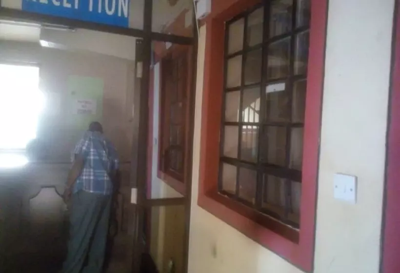 هتل Club Icon Guest House