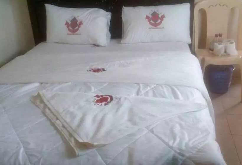 هتل Club Icon Guest House