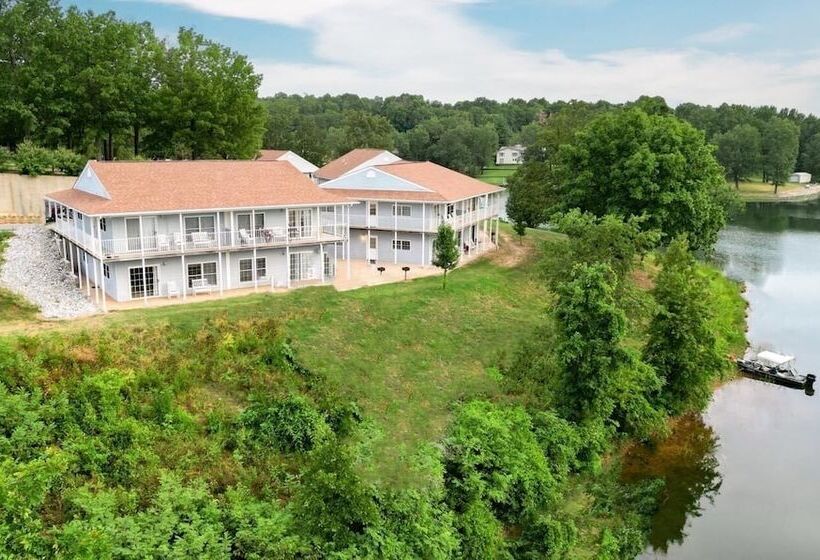 ホテル Crown Point Resort