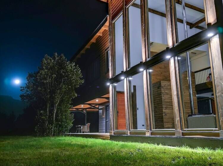 فندق Entre Volcanes Lodge