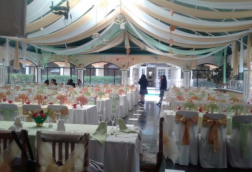 Hotel Imperio Del Sol