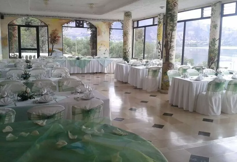 Hotelli Imperio Del Sol