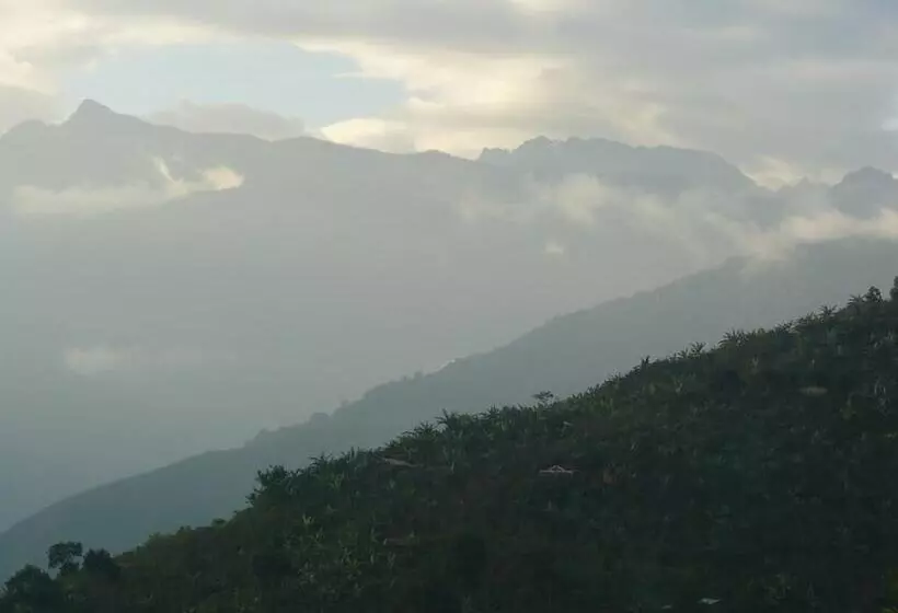 هتل Mbunga Community Campsite