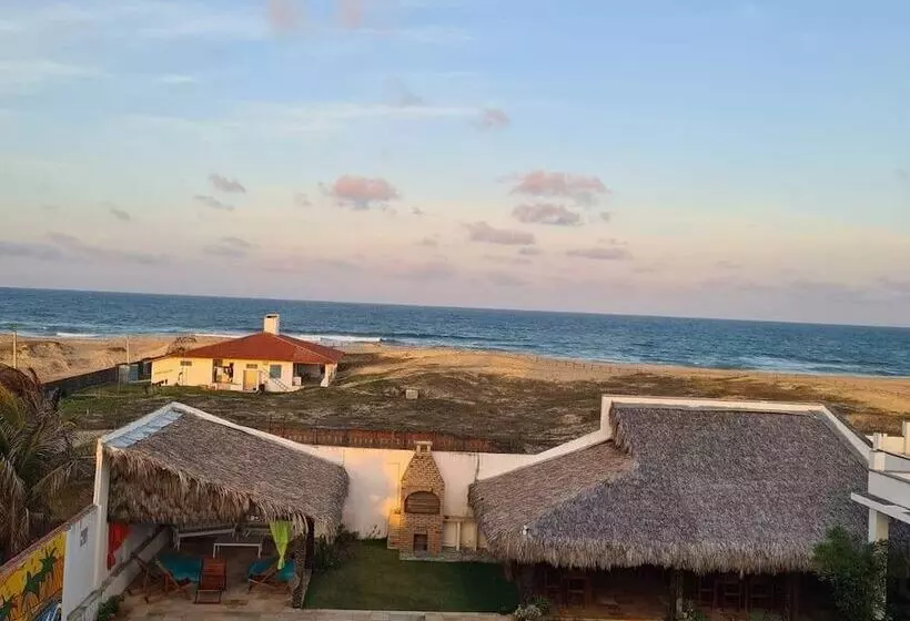 Hotelli Pousada Lagoa Da Barra Taiba