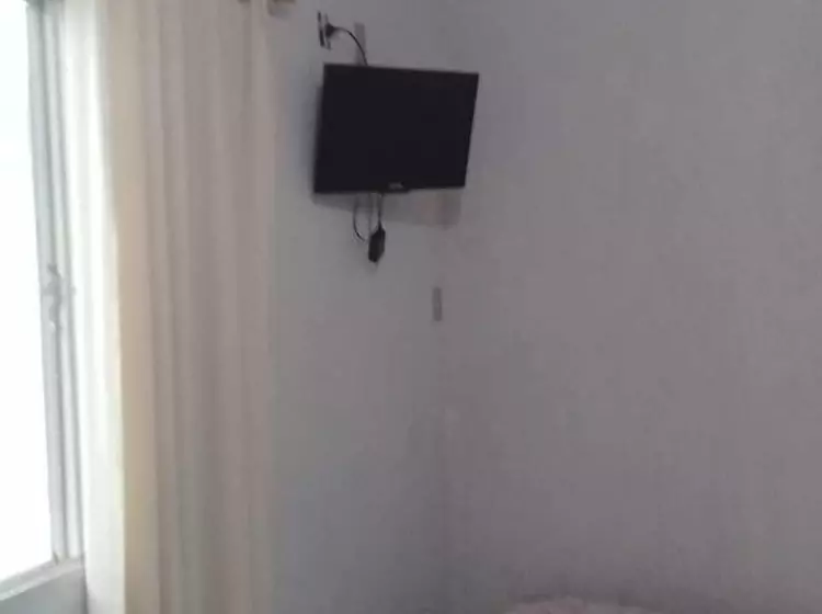 ホテル Pousada Mineira