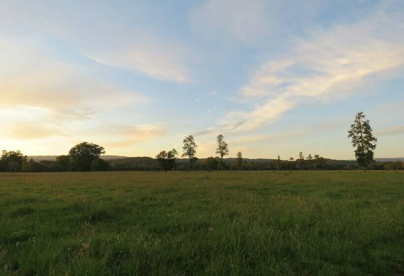 ホテル Quintre Lodge