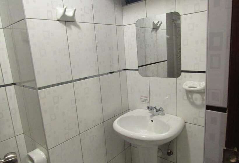 Отель Sueños Dorados