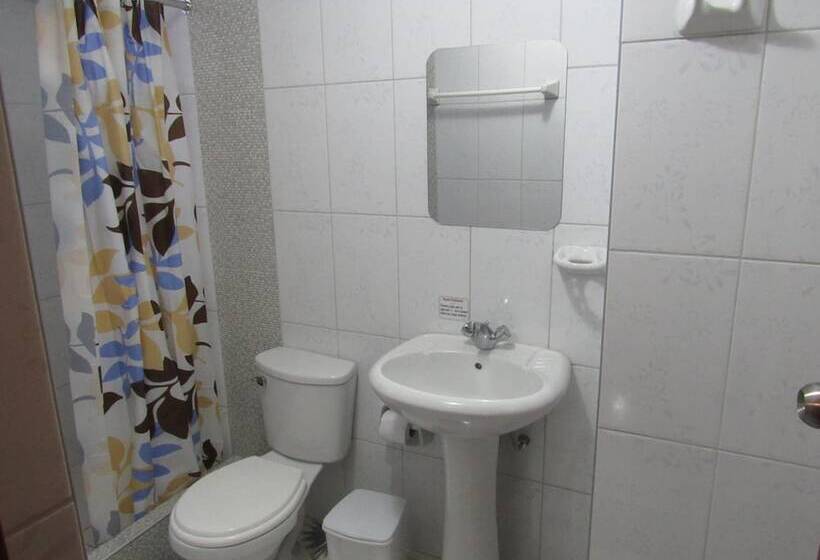 Отель Sueños Dorados