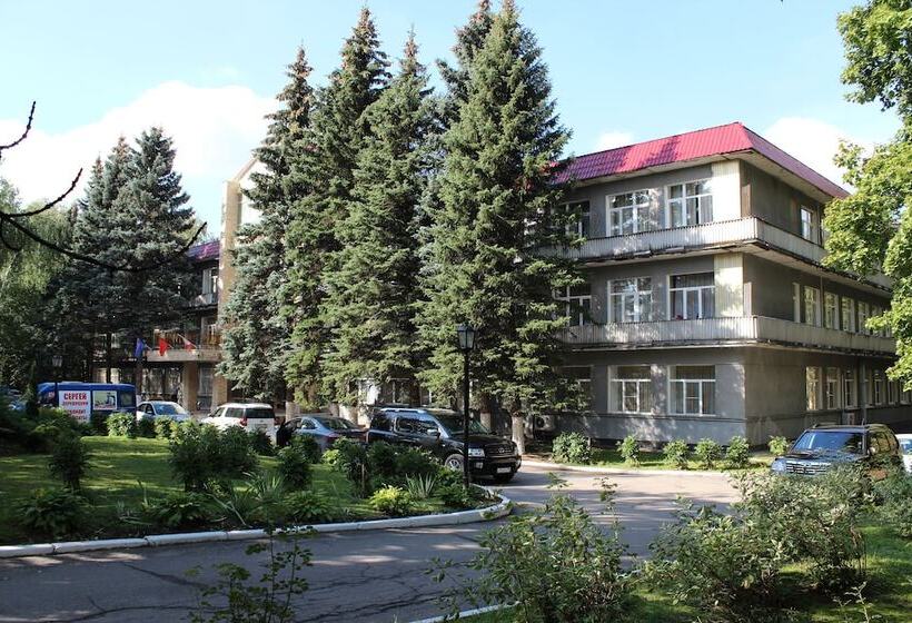 Отель Trade Union Training Center