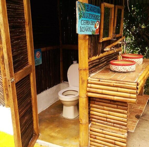 La Casa En El Aire   Hostel