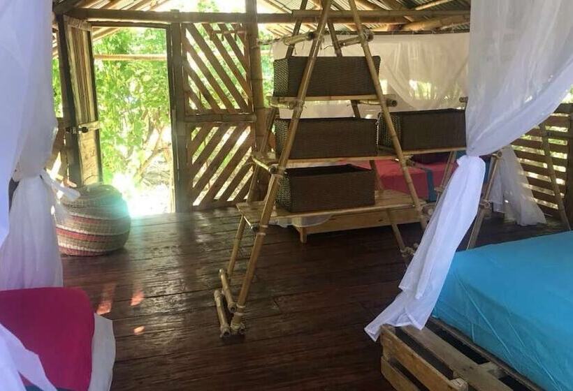 La Casa En El Aire   Hostel