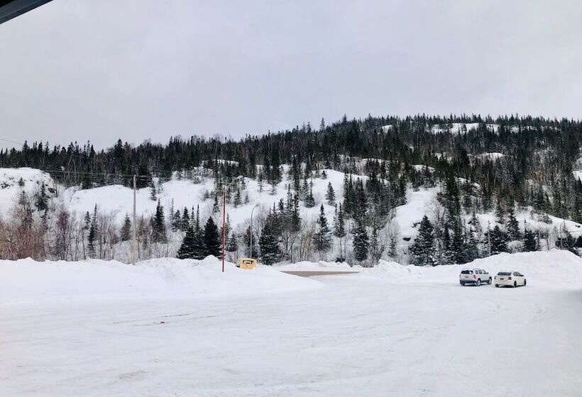 モーテル The Voy