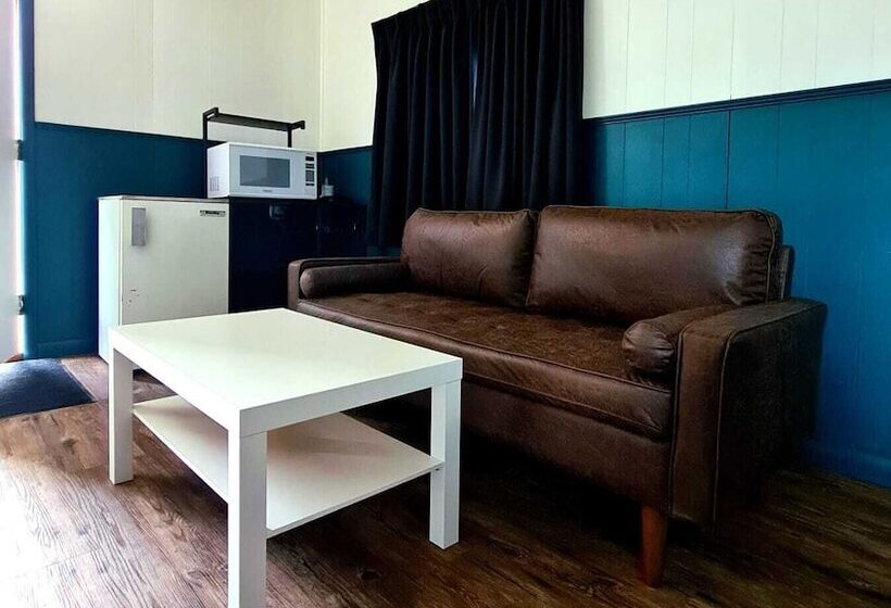 モーテル The Voy