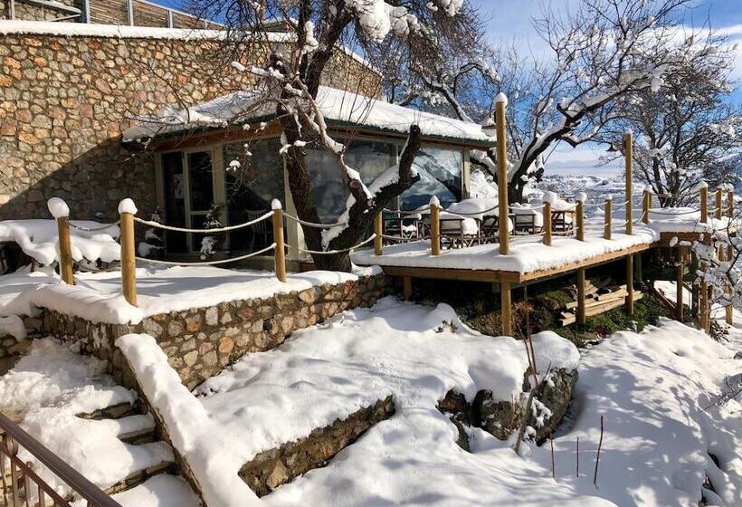 פנסיון Almond House Suites Arachova  Adults Only