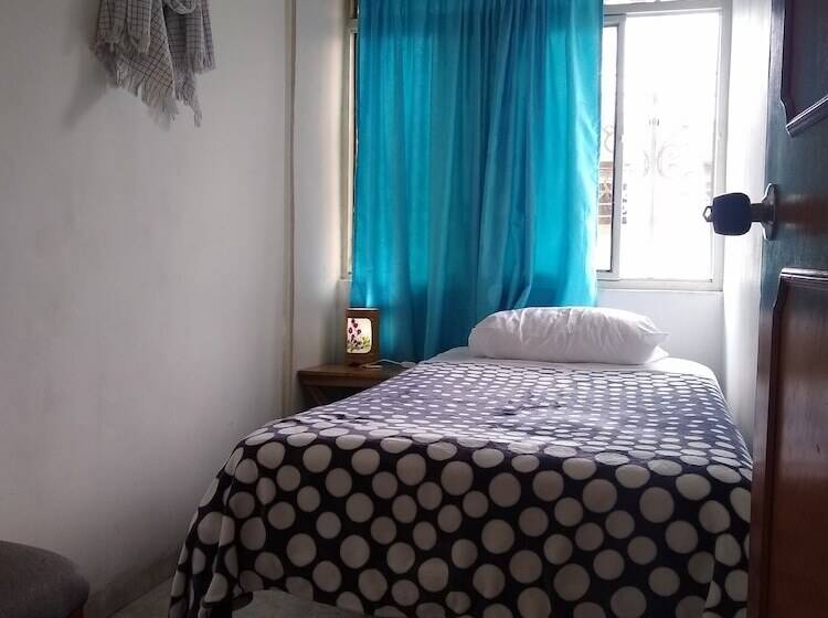 پانسیون Alojamiento Familiar Casa Campesina