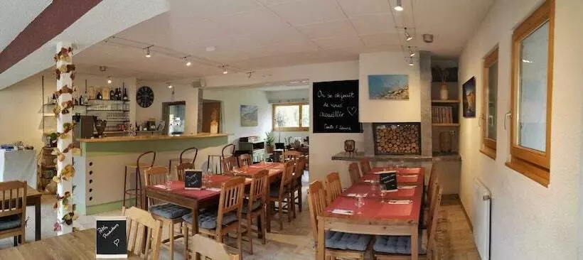 ペンション Auberge De La Puchotaz
