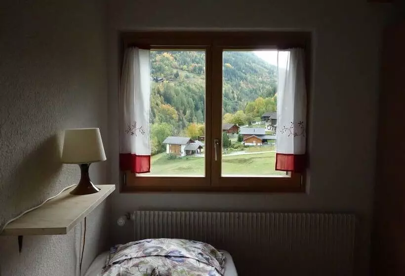 ペンション Auberge De La Puchotaz