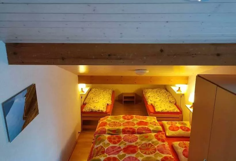 ペンション Auberge De La Puchotaz