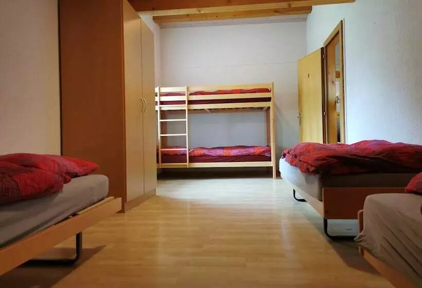 ペンション Auberge De La Puchotaz