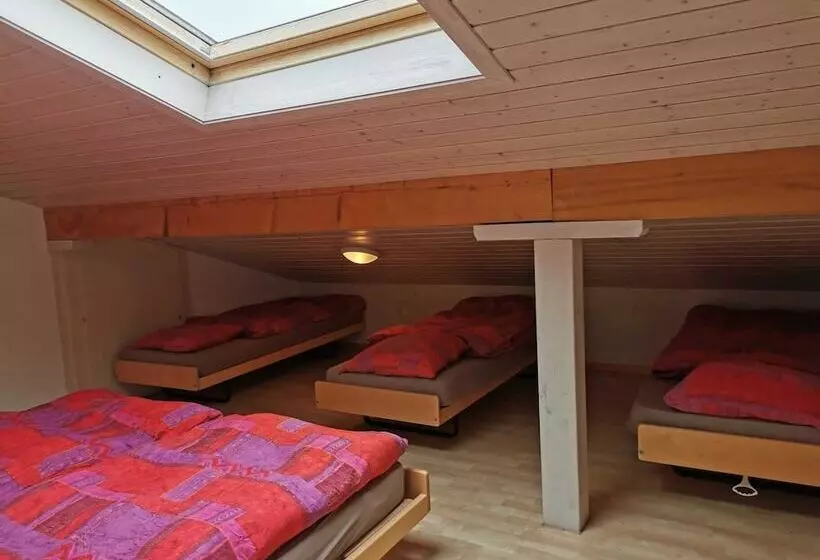 ペンション Auberge De La Puchotaz