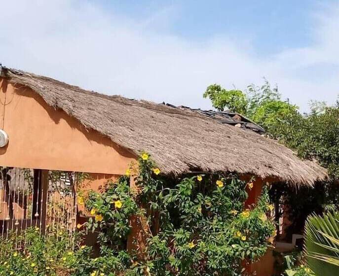 پانسیون Campement Baobab Chambres D Hotes 15mn De L Aeroport