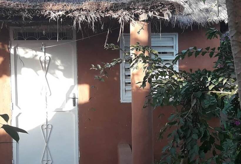 پانسیون Campement Baobab Chambres D Hotes 15mn De L Aeroport