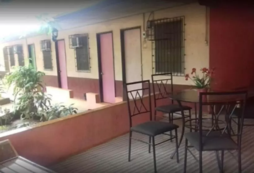 Majatalo Eg Rusiana Lodging House